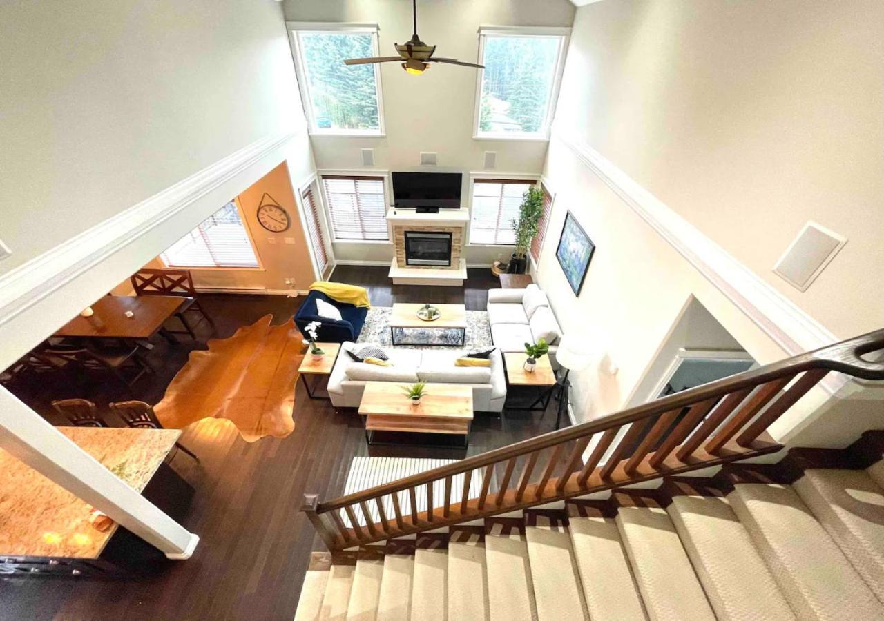 Bellamy Manor Large Home With 5Beds! In Langford วิกตอเรีย ภายนอก รูปภาพ